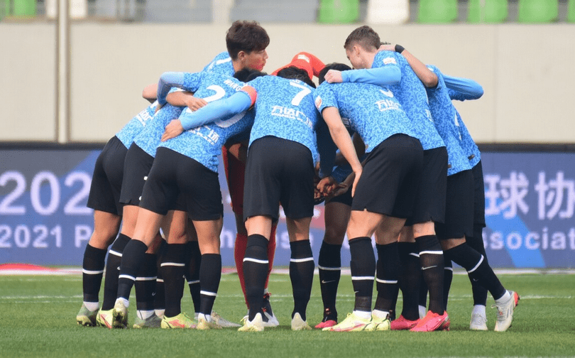 重磅！浙江队官宣签约备战全明星赛夏洛特黄蜂更衣室发声备战意大利杯，风云突变印第安纳步行者冲刺阶段单刀错失的简单介绍